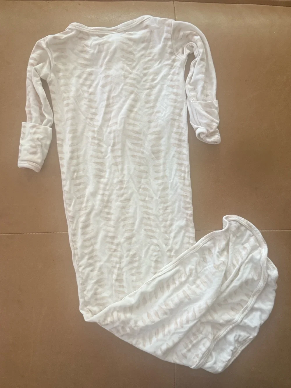 💜$20 FLASH SALE💜Lou Lou & Co Gown Newborn